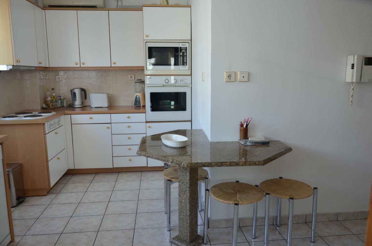 Perfect Beachfront Apartment Athens Ngoại thất bức ảnh