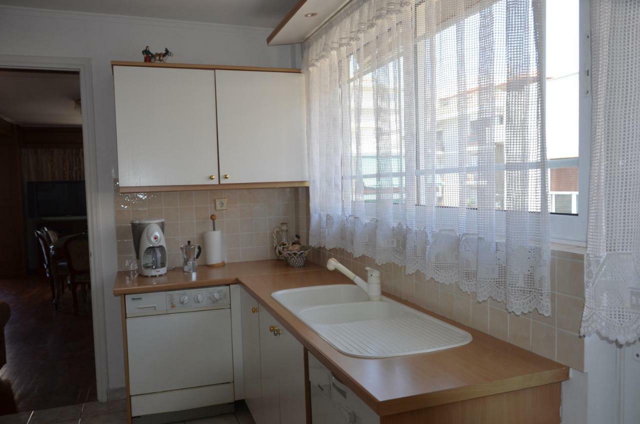 Perfect Beachfront Apartment Athens Ngoại thất bức ảnh