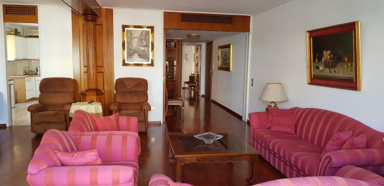 Perfect Beachfront Apartment Athens Ngoại thất bức ảnh